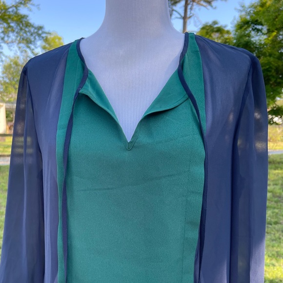 Ann Taylor Blouse Size 10 - Picture 2 of 7